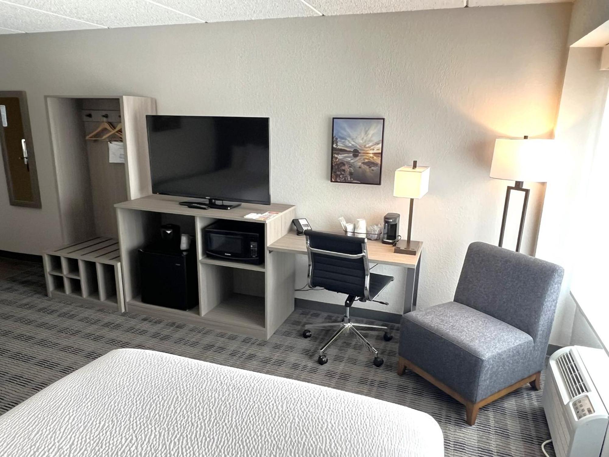 Americinn By Wyndham Baxter Brainerd Ngoại thất bức ảnh