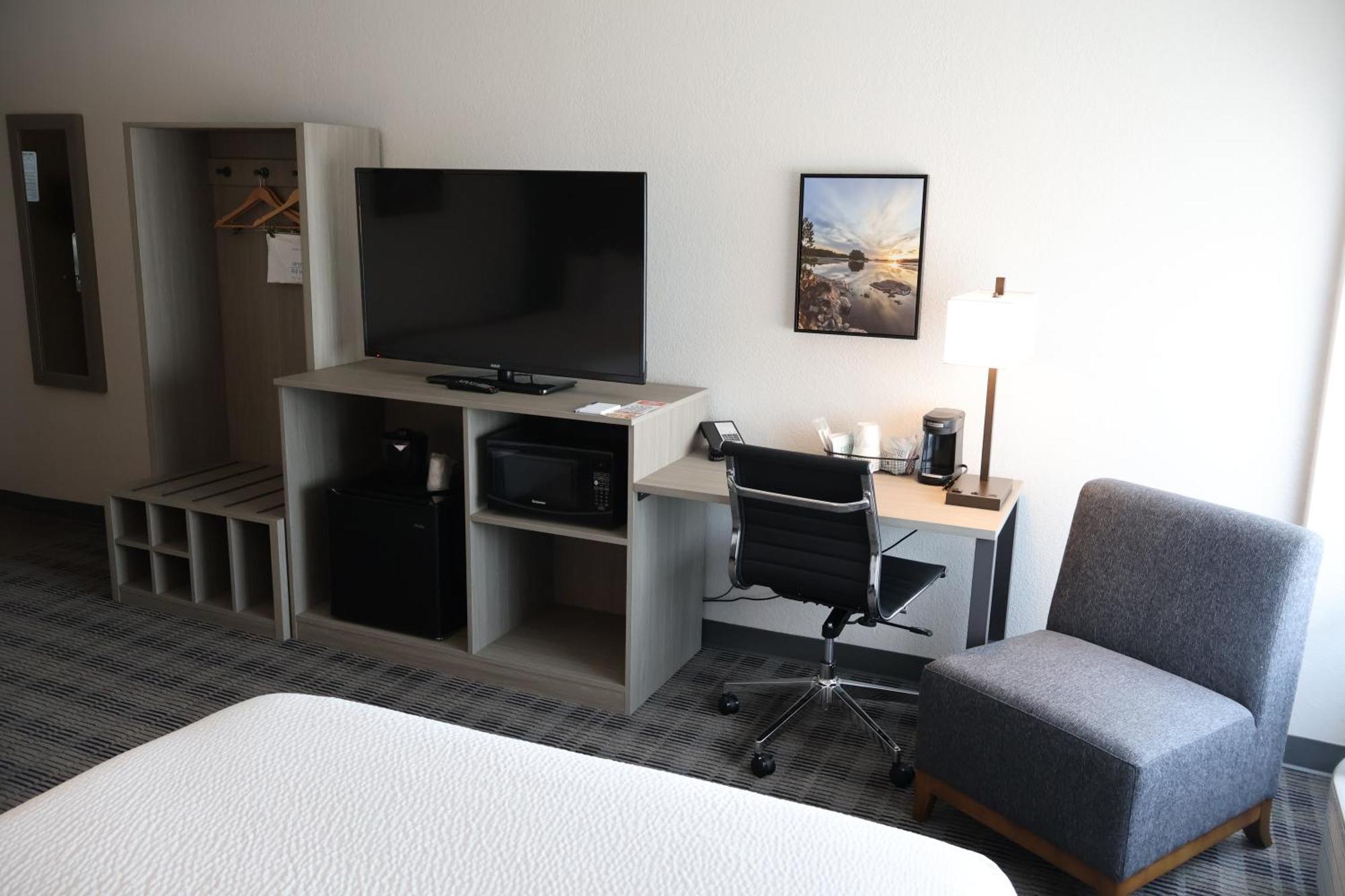 Americinn By Wyndham Baxter Brainerd Ngoại thất bức ảnh